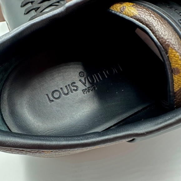 LOUIS VUITTON “After Show” LUXURY EDITION Sneakers SZ 9.5 - Picture 15 of 16
